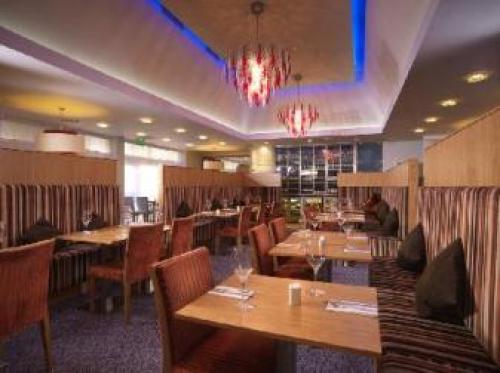 Jurys Inn Cheltenham, Staverton, 