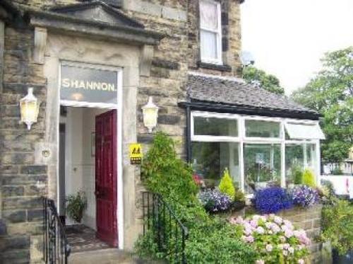 Shannon Court Guesthouse, Harrogate, 