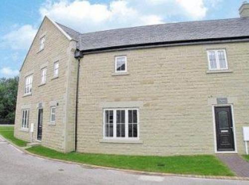 Hardwick Cottage- Darwin Lake Holiday Village, Darley Moor, 