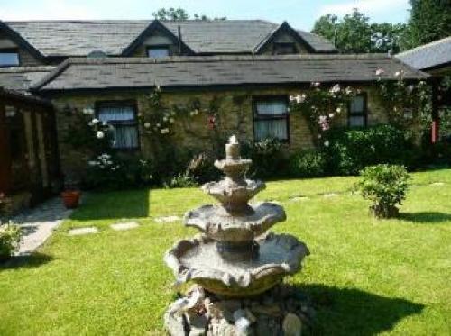 Cottage Guest House, Cranford, 