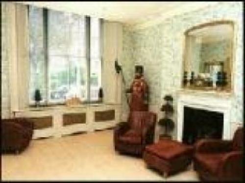 Garden Court Hotel, Queensway, 