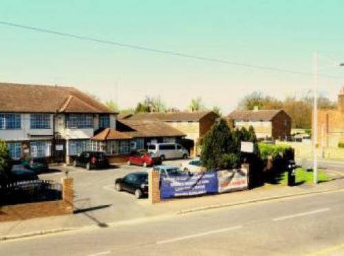 Heathrow Lodge, Harmondsworth, 