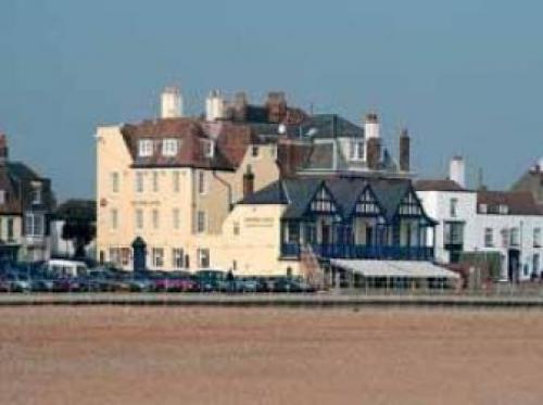 Royal Hotel, Deal, 