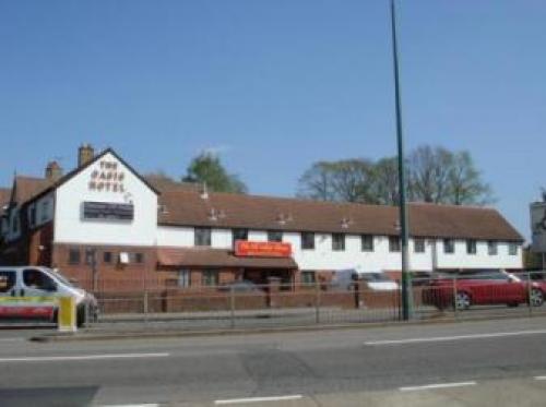 The Oasis Hotel, Harlow, 