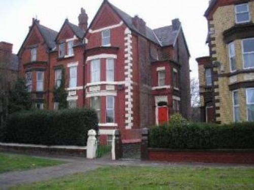 Excellent Newsham Room, Tuebrook, 