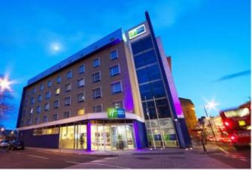 Holiday Inn Express Earls Court, An Ihg Hotel, Fulham, 