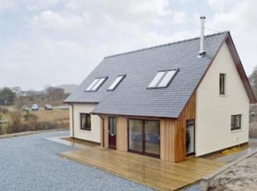 2 Tougal, Morar, 