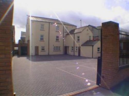 Earle House Serviced Apartments, Crewe, 