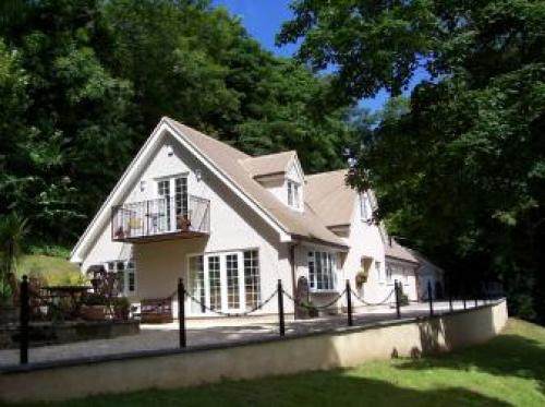 October Cottage, Chalford, 