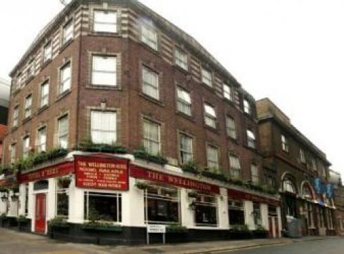 The Wellington Hotel, Waterloo, 