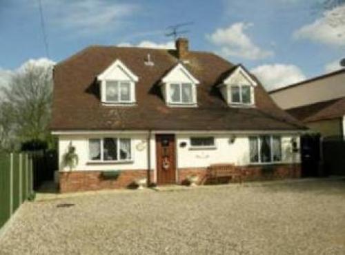 Stansted Airport Cottage, Elsenham, 