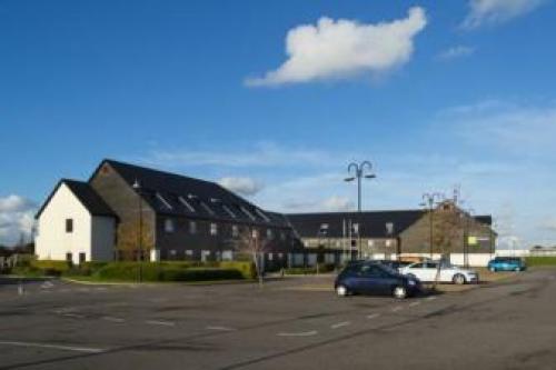 Holiday Inn Express London - Epsom Downs, An Ihg Hotel, Epsom, 