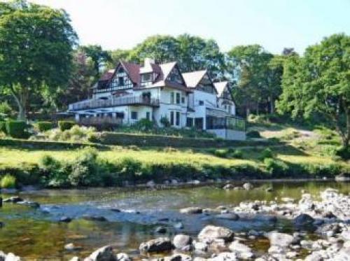 Craig-y-dderwen Riverside Hotel, Capel Garmon, 