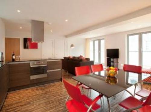 Saco Holborn â€“ Lambâ€™s Conduit St, Bloomsbury, 