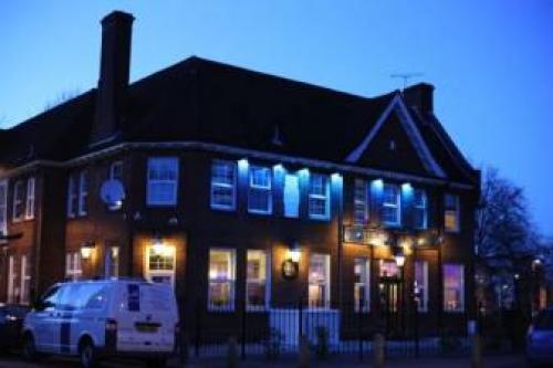 The Bull And Bush Hotel Kingston, Kingston upon Thames, 