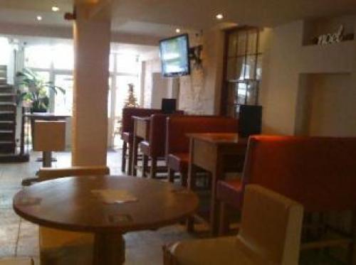 The Portcullis Hotel, Chipping Sodbury, 