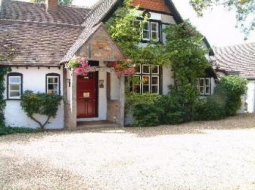 West Lodge Hotel, Aston Clinton, 