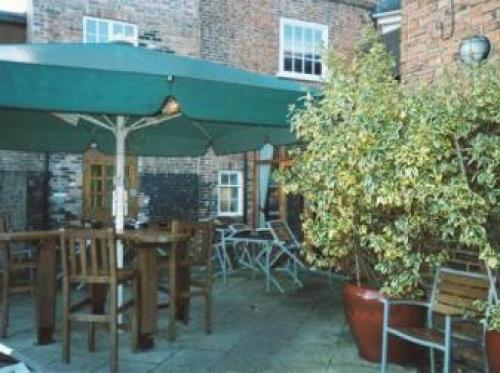The Three Tuns Hotel Wetherspoon, Thirsk, 
