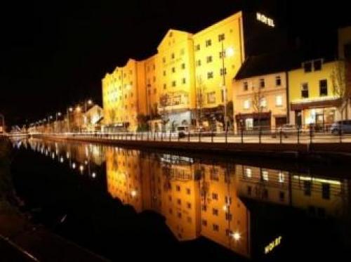 Canal Court, Newry, 