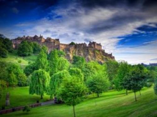 Edinburgh Castle Apartments, Edinburgh, 