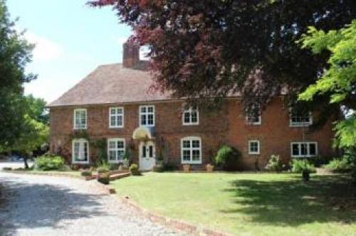 Molland Manor House Bed & Breakfast, Shatterling, 