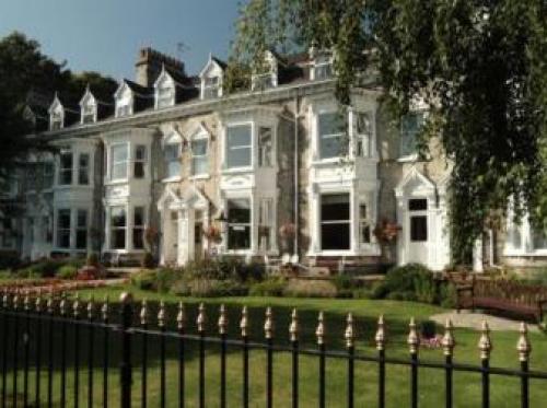 Wheatlands Lodge Hotel, York, 