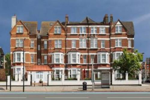 Clapham South Belvedere Hotel, Balham, 