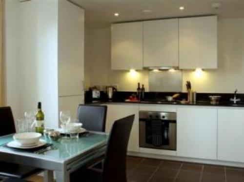 Phoenix Heights By Bridgestreet, Canary Wharf, 