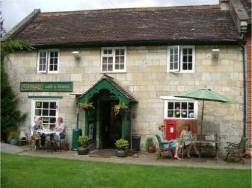 Bird & Carter Fonthill, Hindon, 