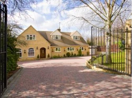Homelands Apartment, Gretton, 