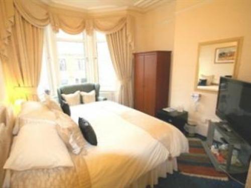 Britannia Guest House, South Shields, 