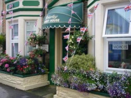 Crofton Guest House, Weymouth, 