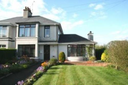 Ken-mar House Bed And Breakfast, Ballymoney, 