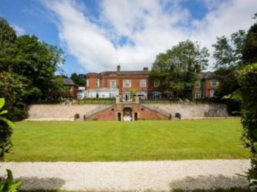 Southcrest Manor Hotel; Bw Signature Collection, Redditch, 