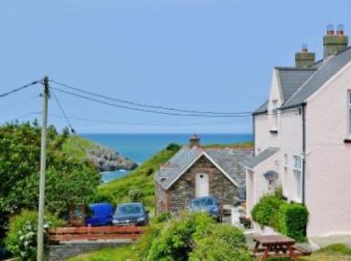 Sunny Hill Cottage, Trefin, 
