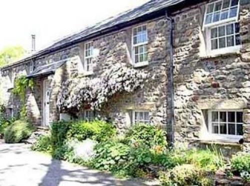 2 Farfield Cottages, Sedbergh, 