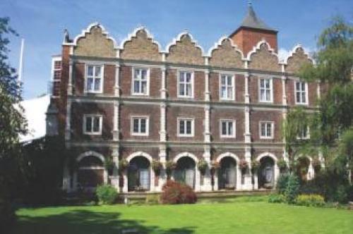 Safestay London Kensington Holland Park, Kensington, 