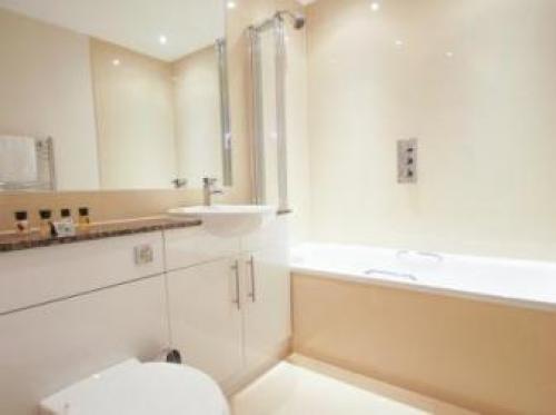 Crompton House Apartments, Barnet, 