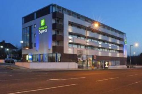 Holiday Inn Express London Golders Green, An Ihg Hotel, Brent Cross, 