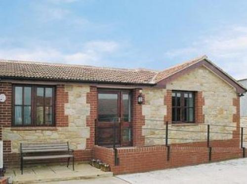 Stable View Cottage - 18971, , Isle of Wight