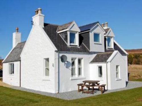 Spinning Wheel Pod, Dunvegan, 