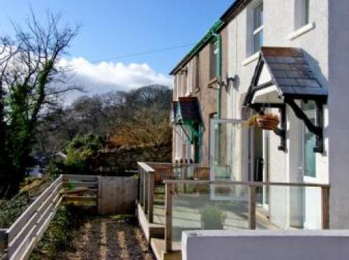 1 Saron Cottages, Rhos On Sea, 