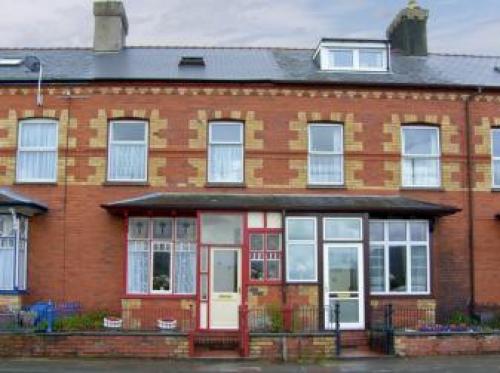 Static Holiday Home 82 Caravan Bryn Y Mor, Tywyn, 