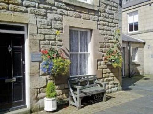 Tweed Cottage, Alnwick, 