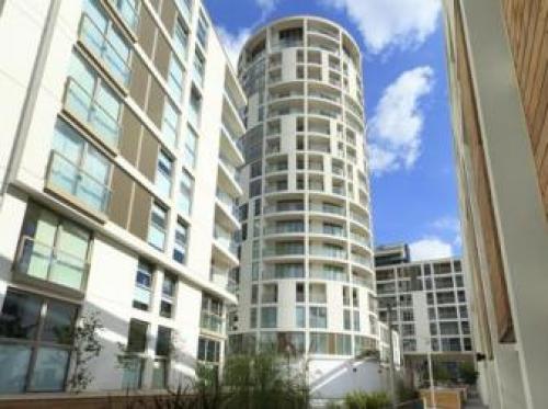Saco Canary Wharf - Trinity Tower, Docklands, 