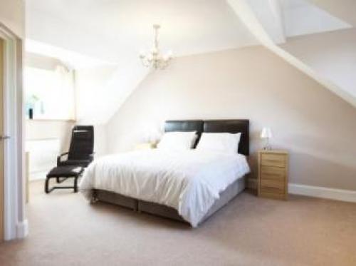Ballas Farm Country Guest House, Laleston, 