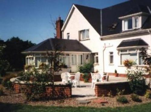 Caldhame Lodge, Crumlin, 