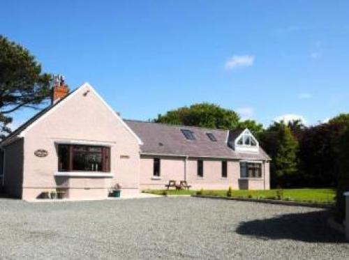 Fields Lodge Bed & Breakfast, Milford Haven, 