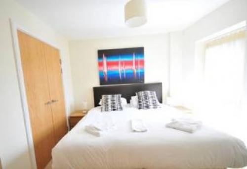Modern Bristol Apartment Right In The City Centre, Bristol, 