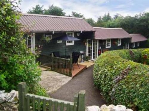 Gwarcwm Cottage, Cwmduad, 